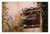 Kunst-Galerieschild in Gordes, Vaucluse, Provence-Alpes-C&ocirc;te d’Azur