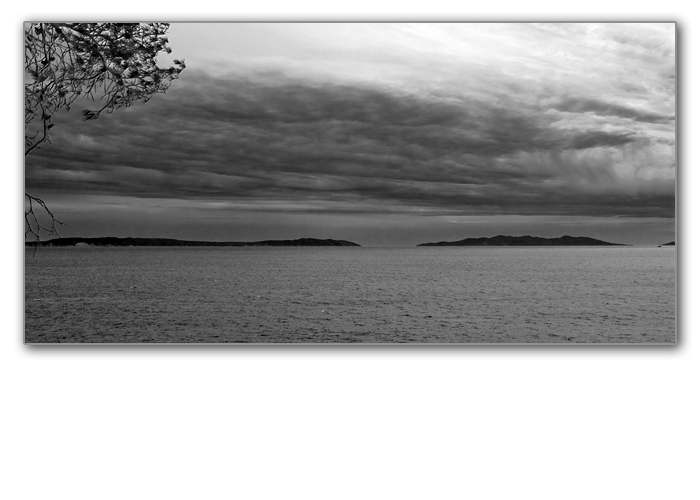 Blick hin&uuml;ber zu den &Icirc;les d’Hyeres