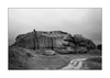 Haus hinter den Felsen (sw), Algenfischer-Dorf Meneham, Ménez Ham bei Kerlouan, Finistère, Bretagne