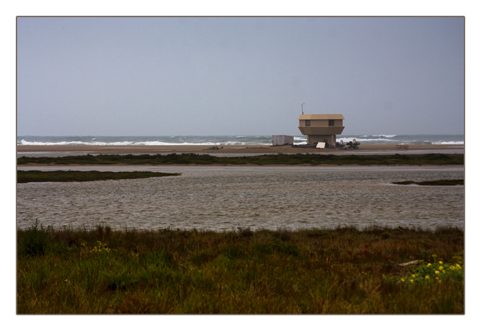 Blick auf das aufw&uuml;hlende Meer