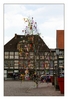 Rathaus Grabow mit Maibaum