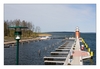 Steg am Elde-Hafen und Wasserwanderrastplatz in Plau am See mit Aussichtsturm