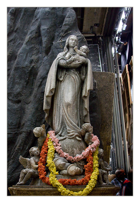 Requisiten der Opernauff&uuml;hrung "Carmen", Staatsoper Wien